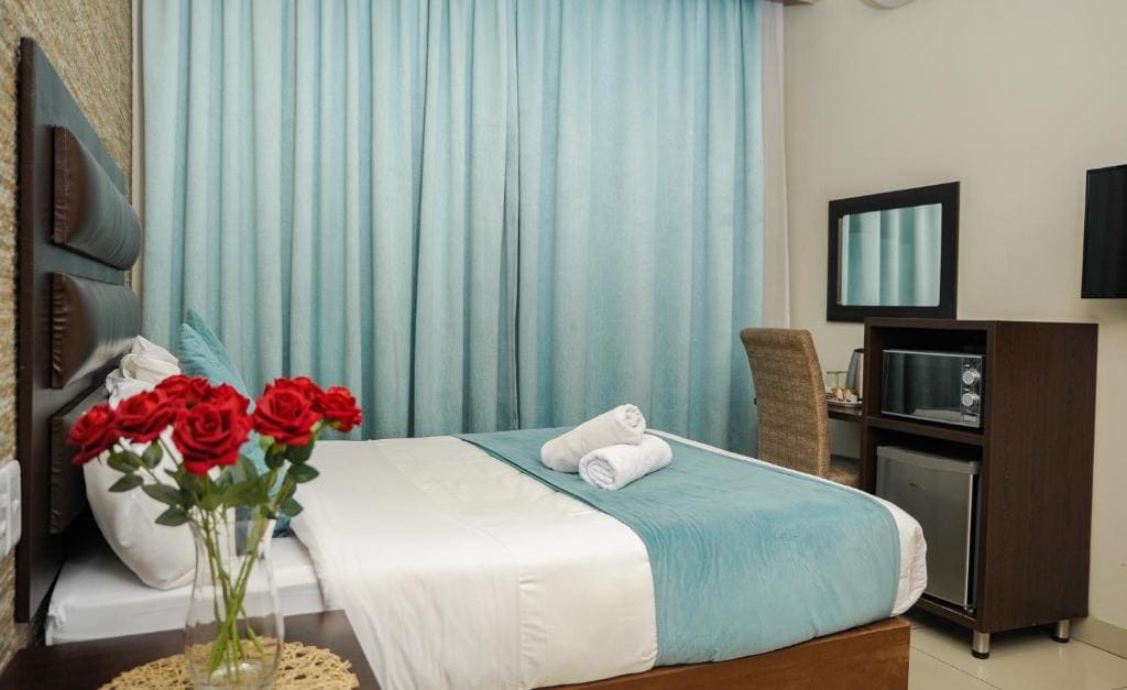 Deluxe Room room - Image 3