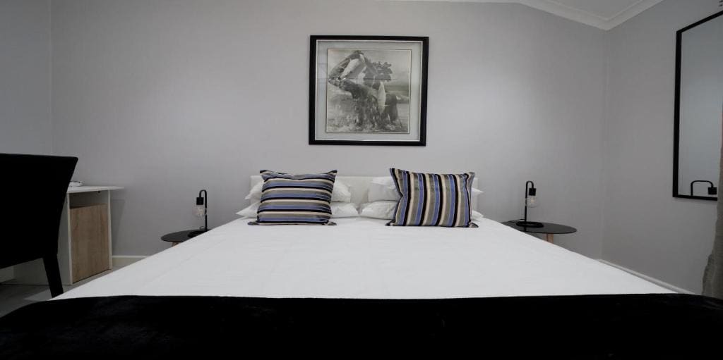Standard King Room room - Image 1