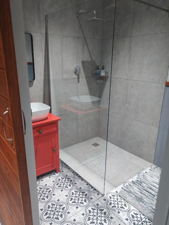 Family Room room - Image 3