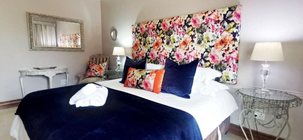 Standard Double or Twin Room room - Image 2
