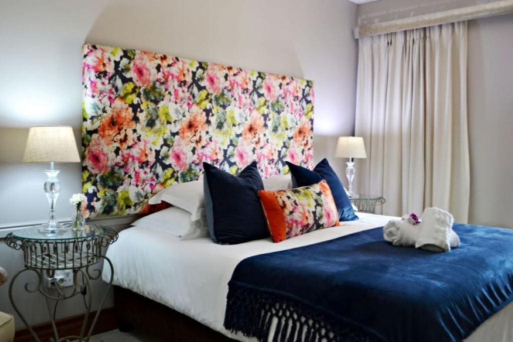 Standard Double or Twin Room room - Image 1