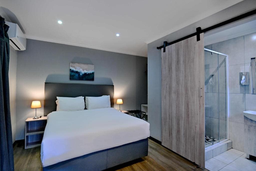 Deluxe Double Room room - Image 1
