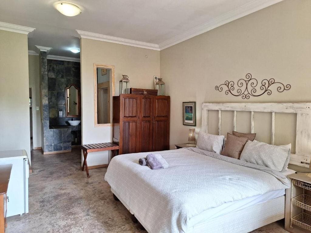 Honeymoon Suite room - Image 1