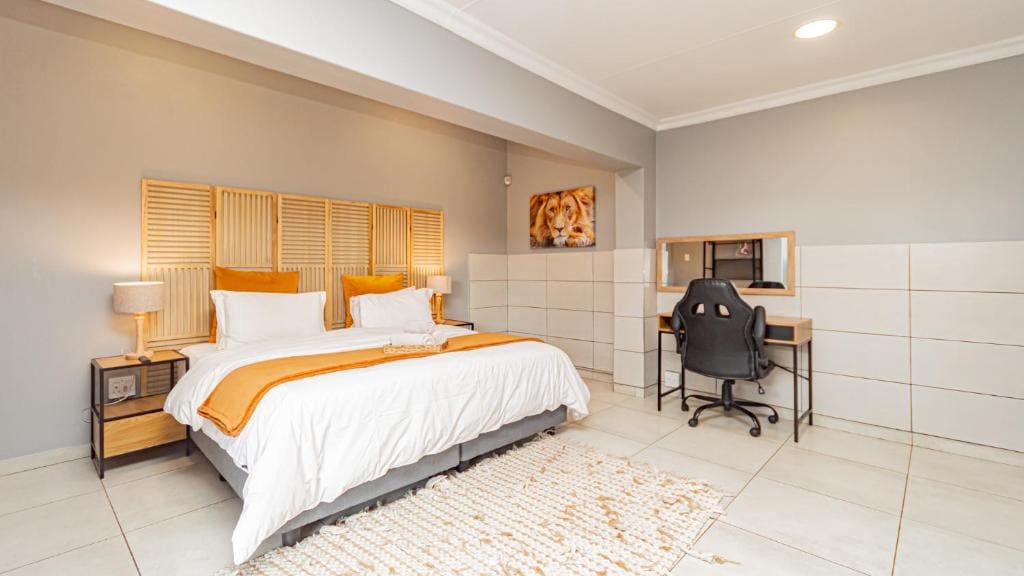 Superior King Room room - Image 2