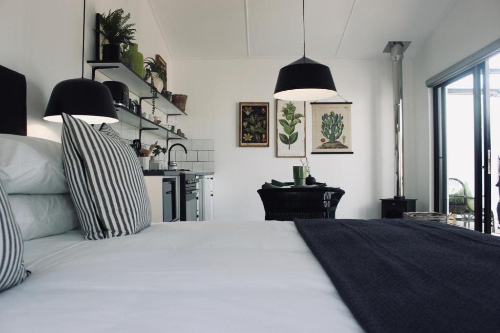 One-Bedroom Suite room - Image 3