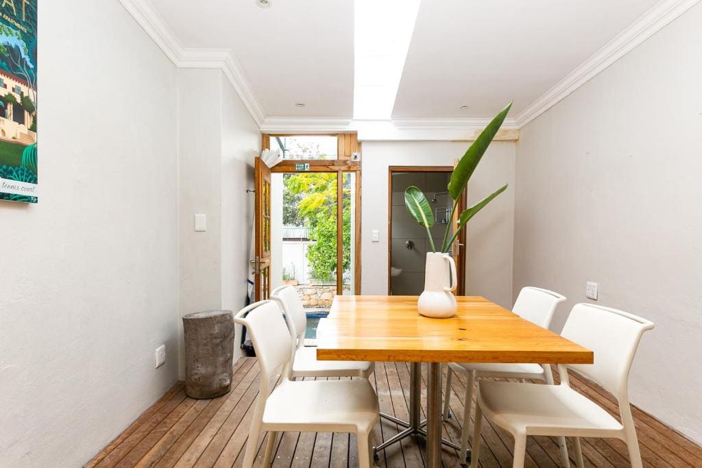 Three Bedroom Cottage room - Image 3