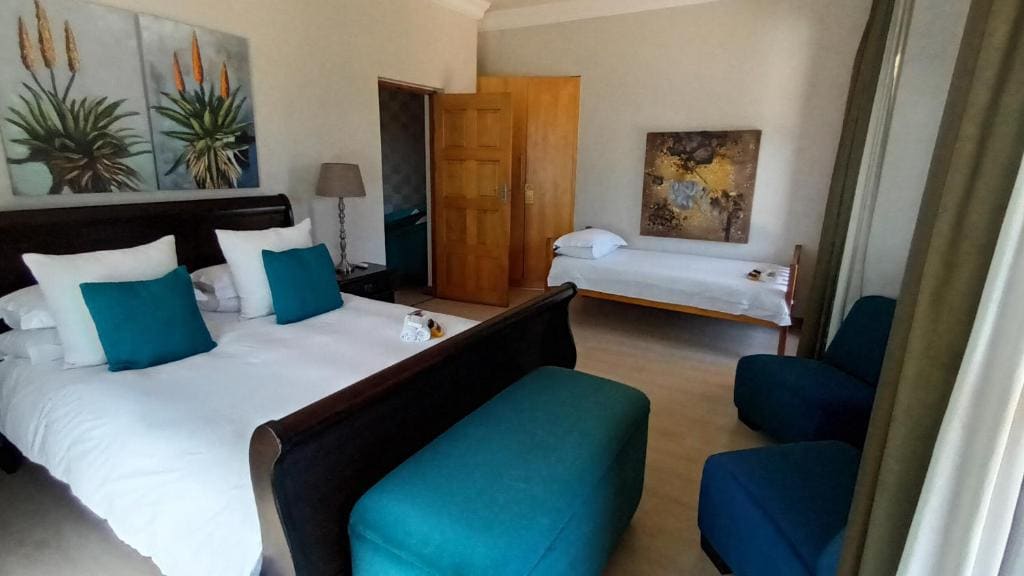 Executive Apartment room - Image 2