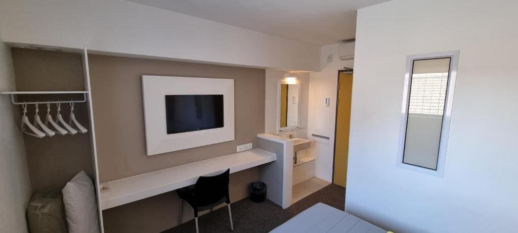Supreme Queen Room room - Image 2
