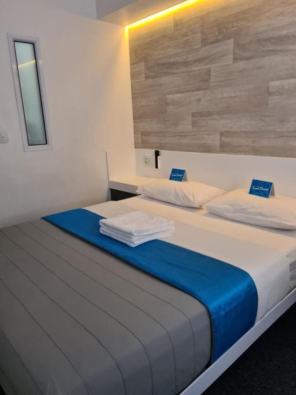 Superior Double Room room - Image 2