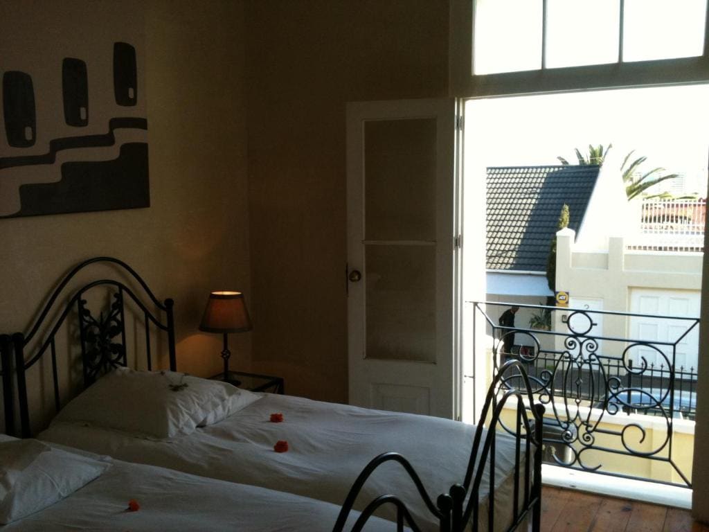 Standard Double or Twin Room with Sea View room - Image 2