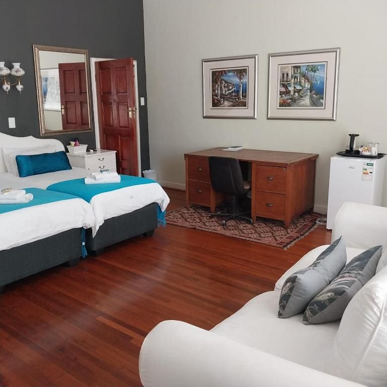 Suite room - Image 3