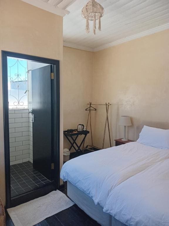 Double or Twin Room with Mountain View room - Image 1