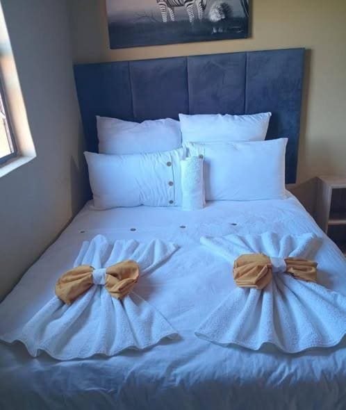 Double Room with Private Bathroom room - Image 1