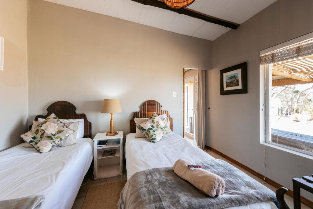 Two-Bedroom Cottage room - Image 2