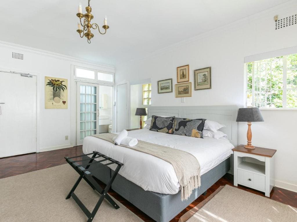 King Suite room - Image 3