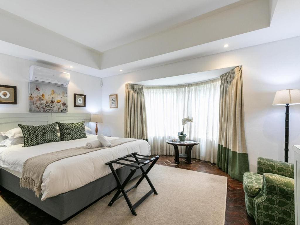 Double or Twin Room with View room - Image 1