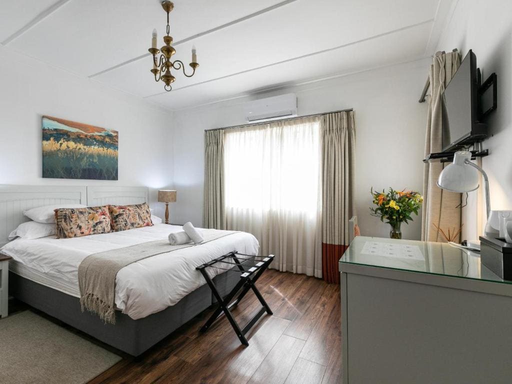 Deluxe Double or Twin Room with Garden View room - Image 1