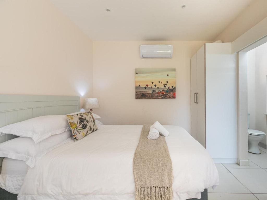 Studio with Garden View room - Image 2