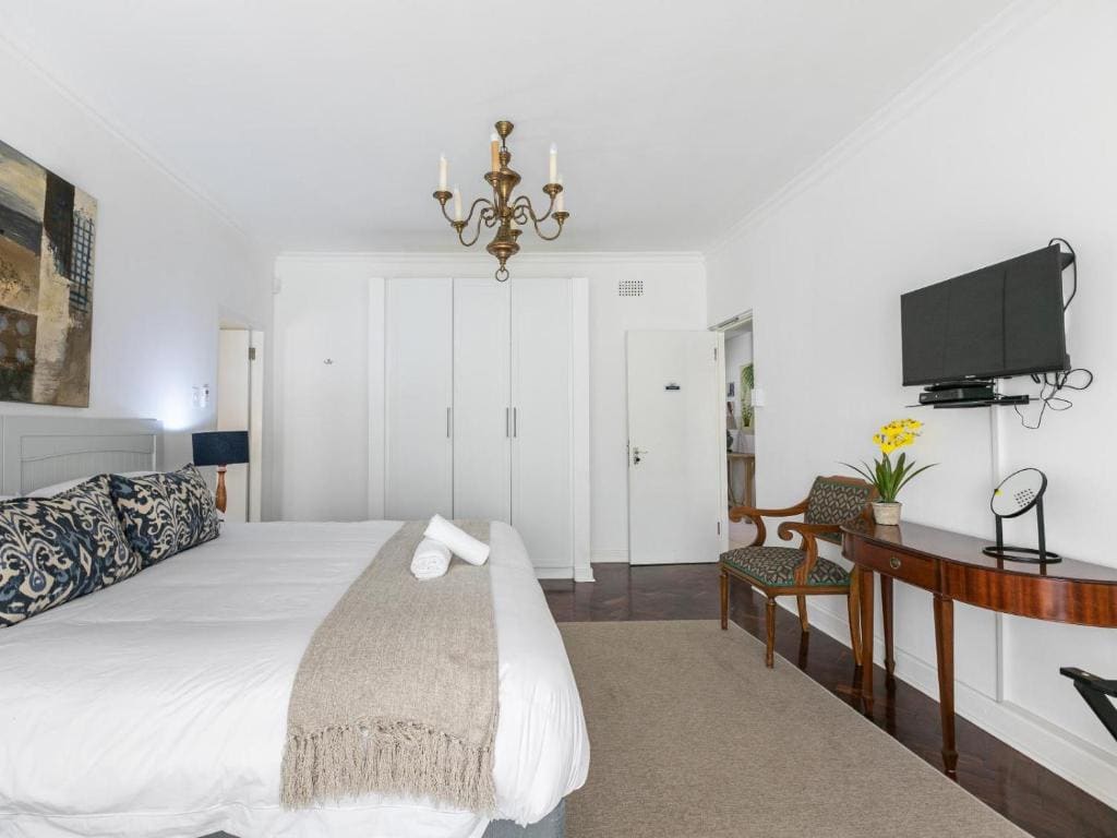 King Suite room - Image 1