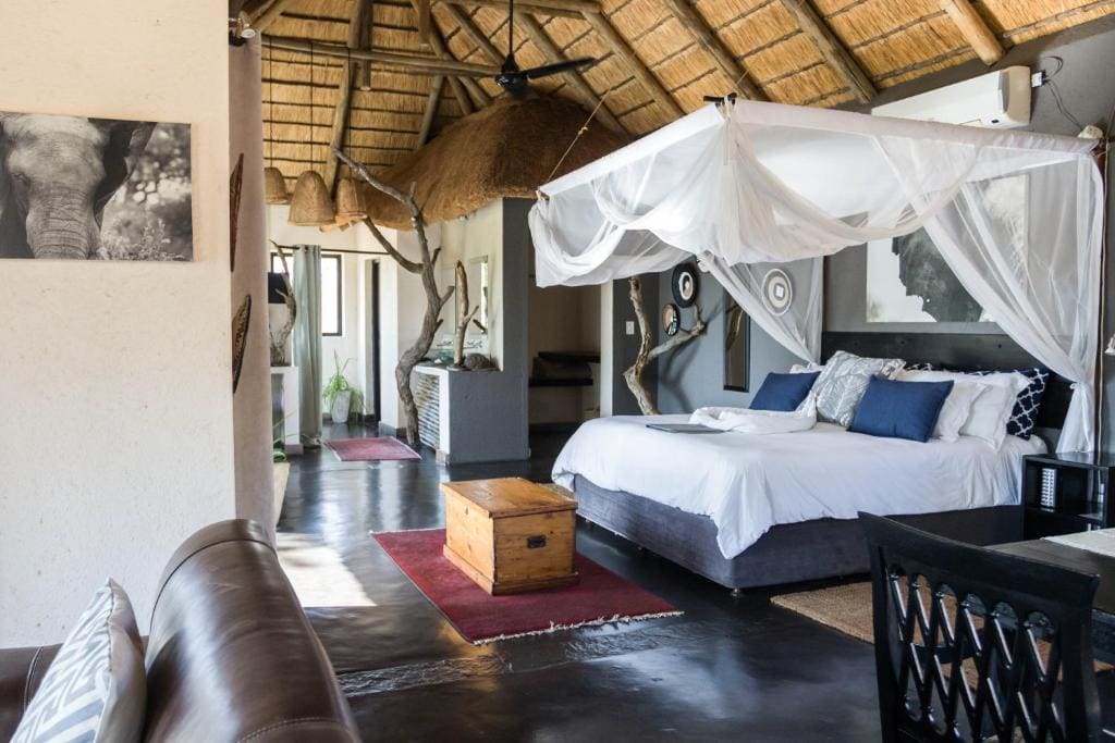 Suite with River View room - Image 3