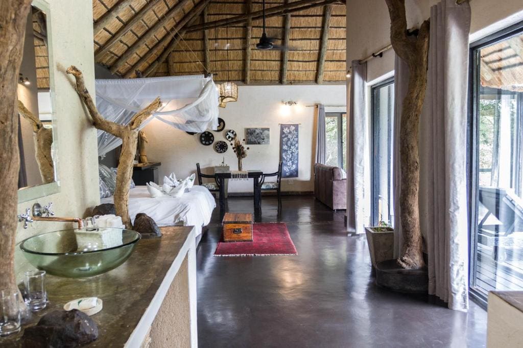 Suite with River View room - Image 2