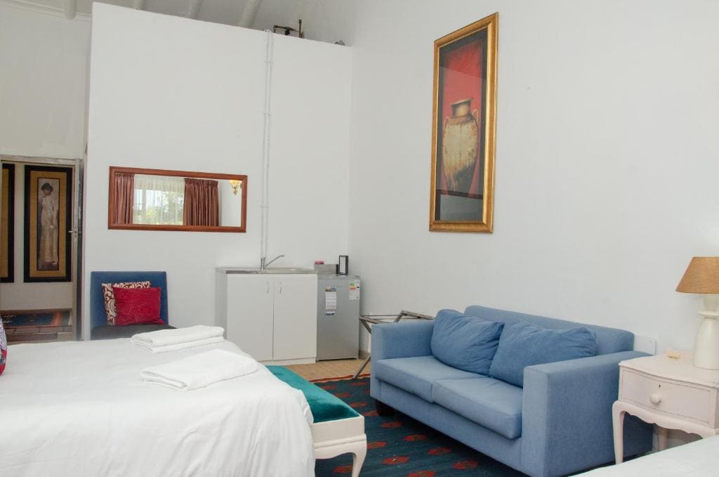 Family Room room - Image 2