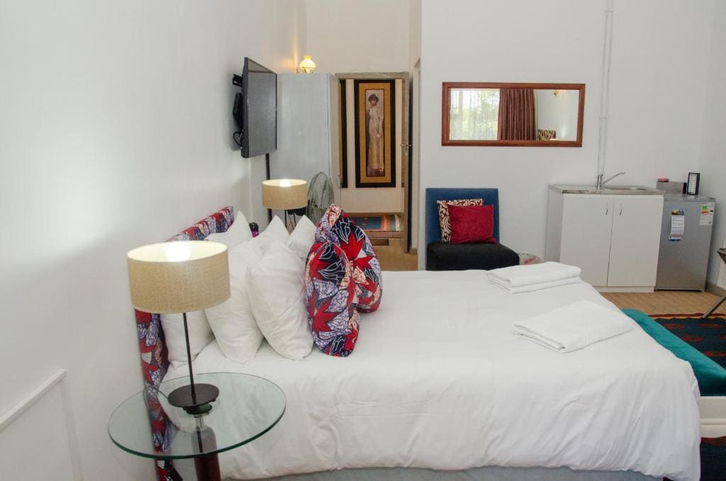 Family Room room - Image 1
