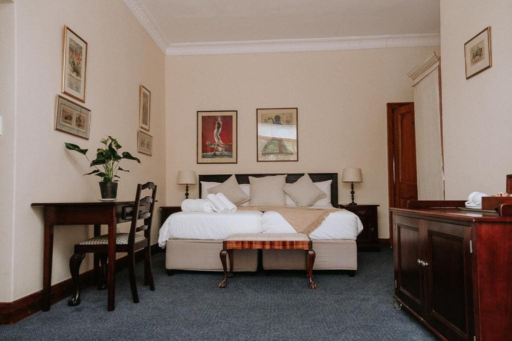 Standard Triple Room room - Image 2