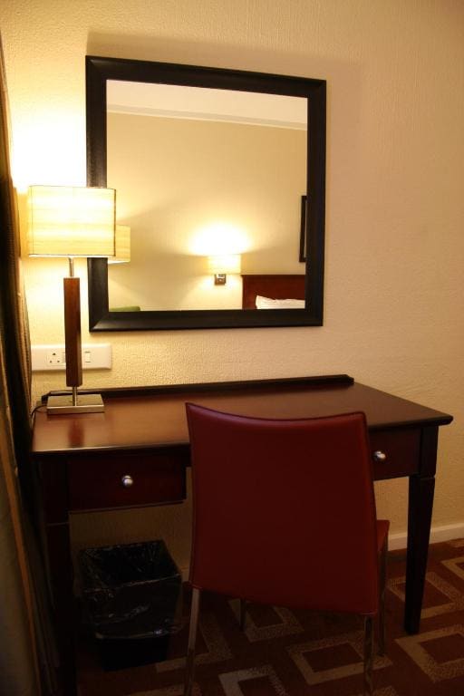 Standard Room 1 Double Bed Non-Smoking room - Image 3