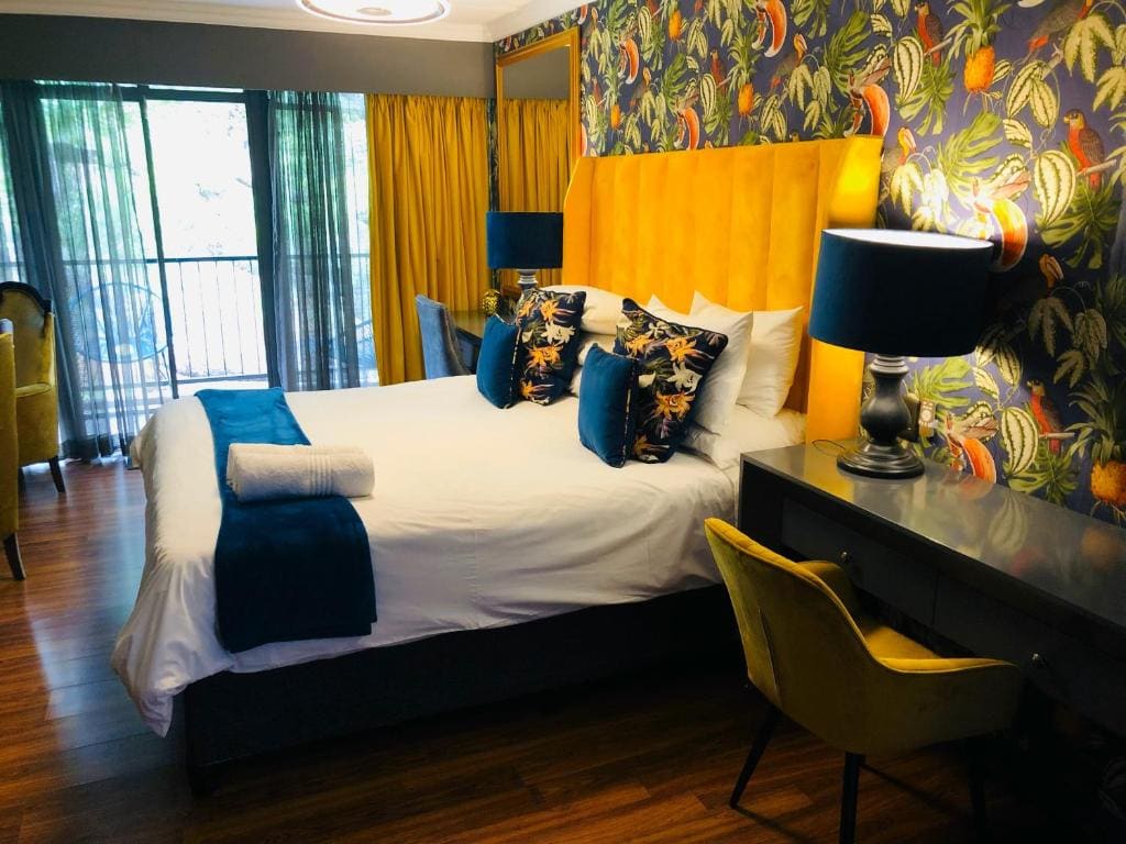 Superior Twin Room with Pool View room - Image 1