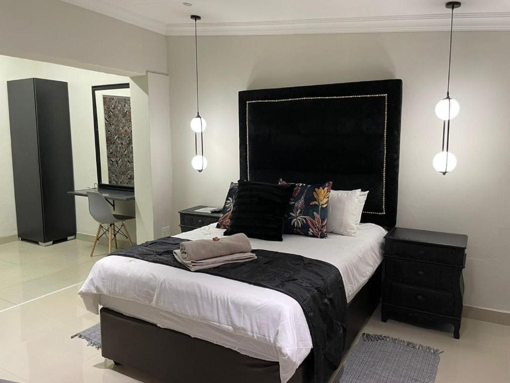 Double Room - Disability Access room - Image 3