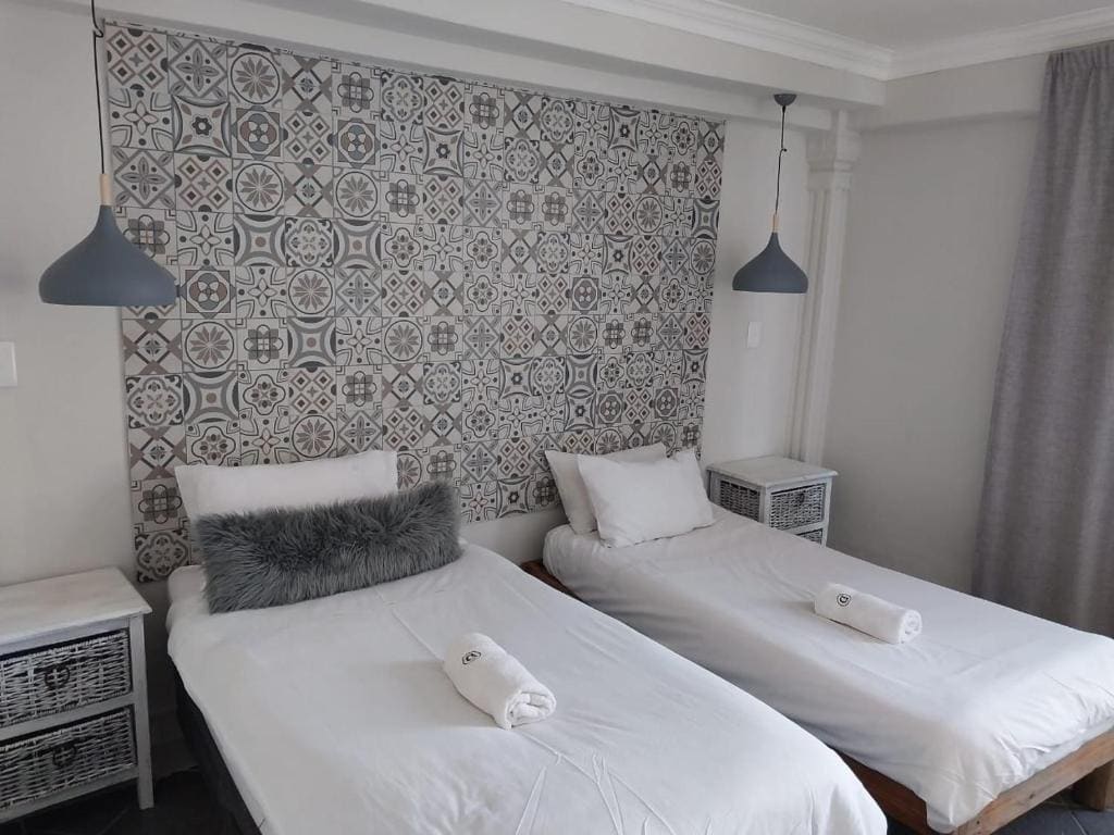 Family Room room - Image 3