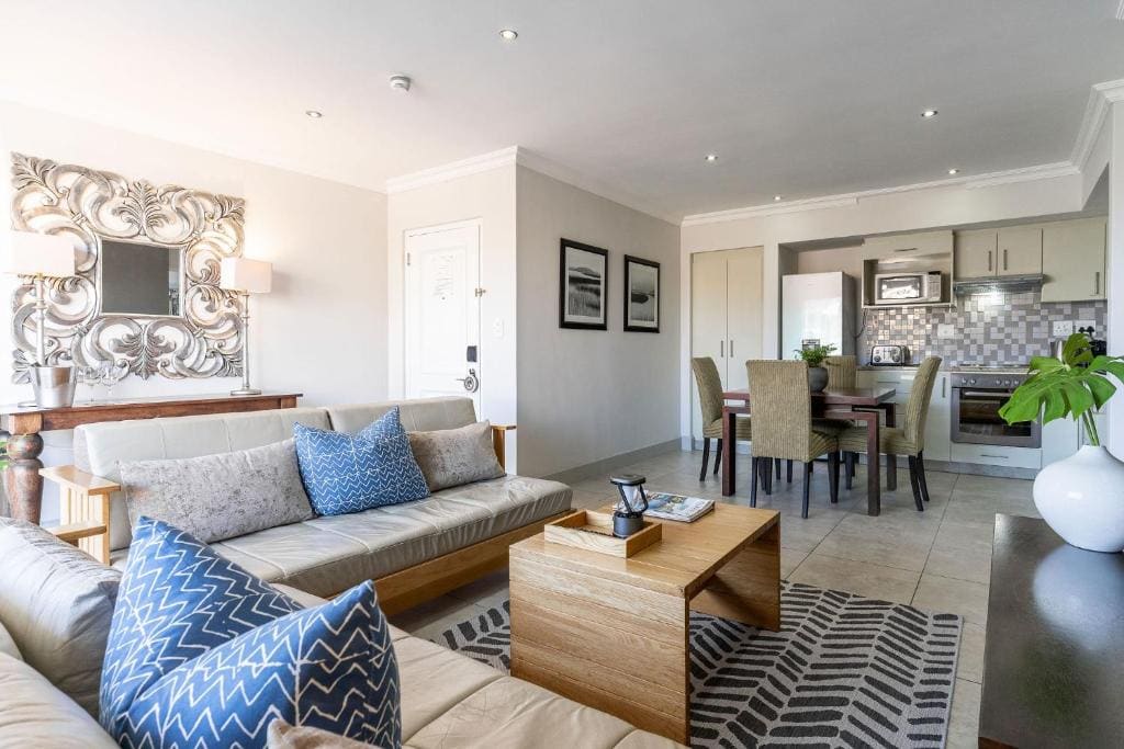 Family Room with Sea View room - Image 3