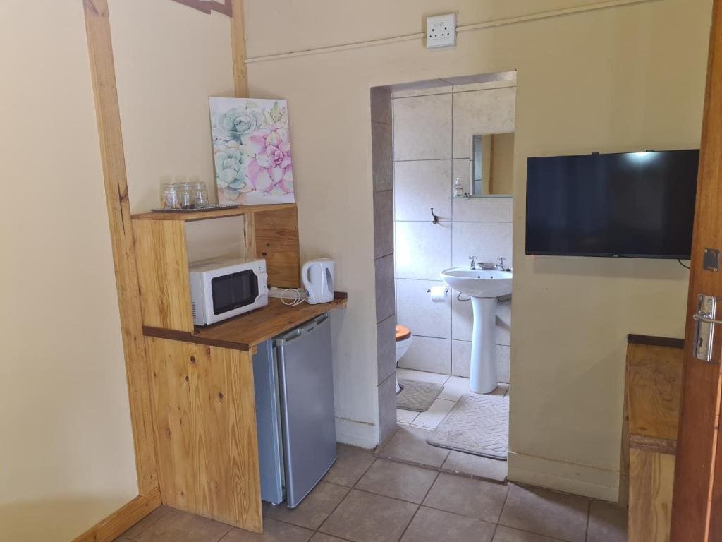 Budget Single Room room - Image 2