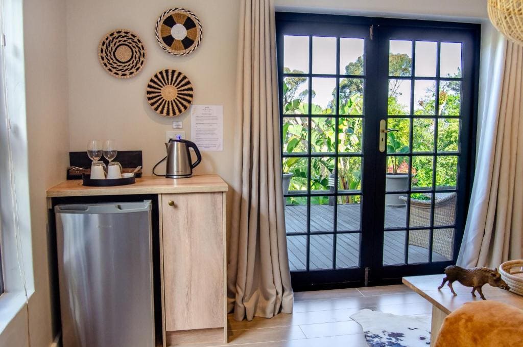 Double Room with Terrace - Pumba room - Image 3