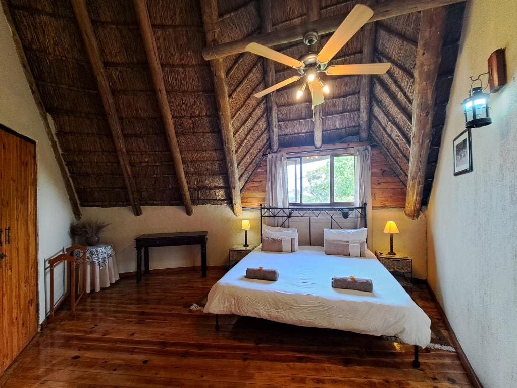 Four-Bedroom House room - Image 3