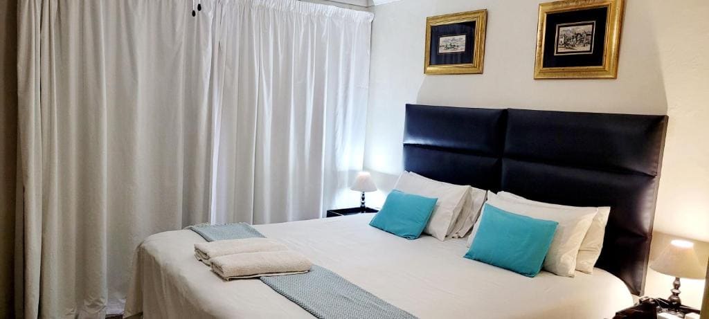 Double or Twin Room with Terrace room - Image 3