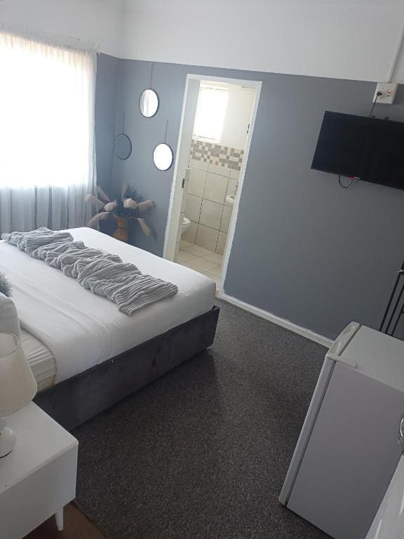 Double or Twin Room room - Image 3
