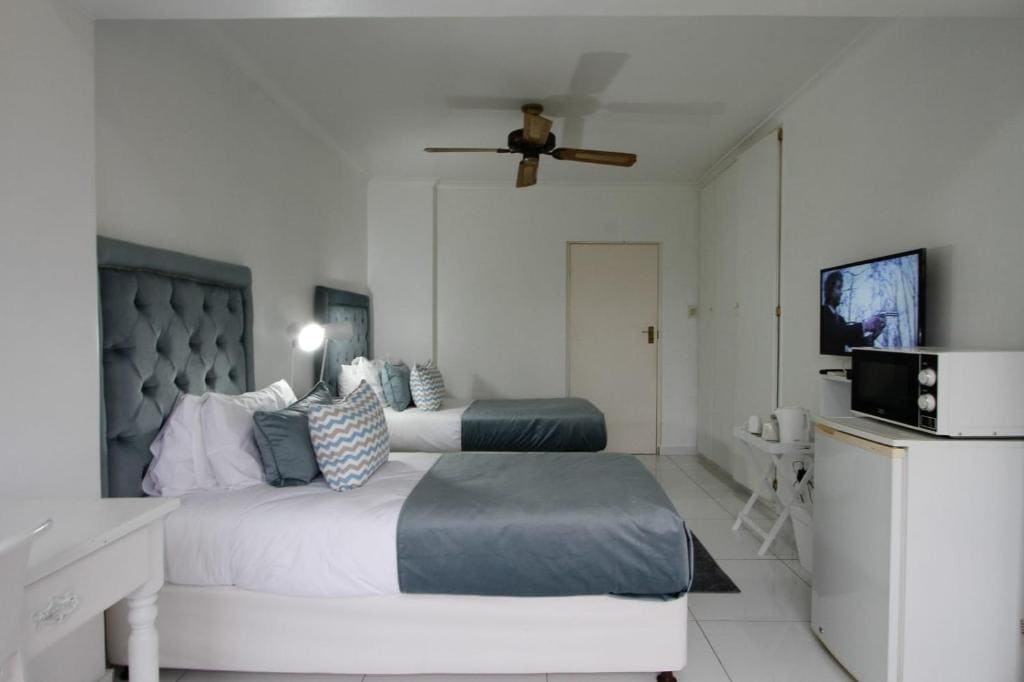 Deluxe Double Room room - Image 2