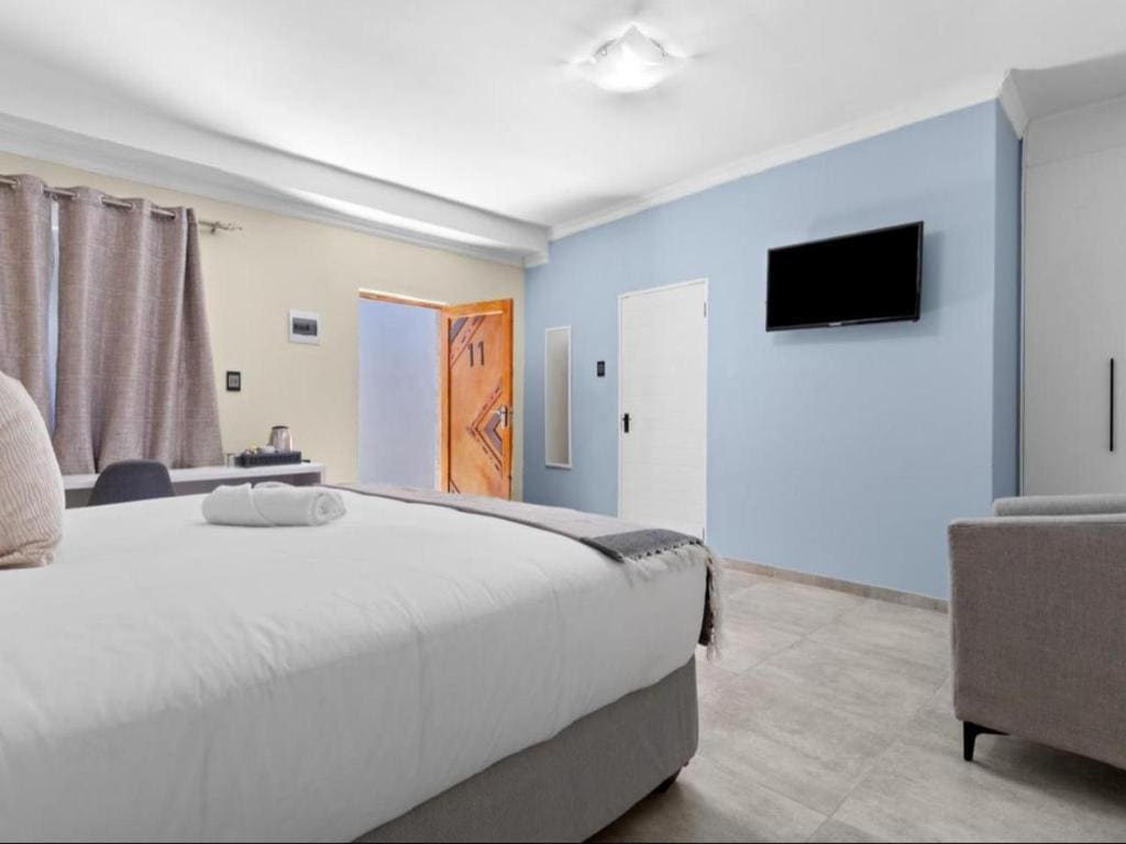 Executive King Room room - Image 3
