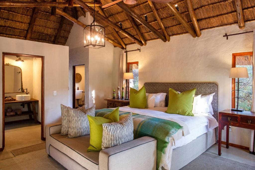 Deluxe Chalet room - Image 2