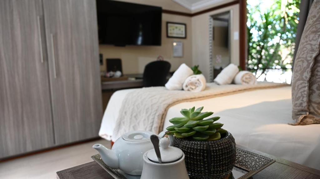 Deluxe Family Suite room - Image 3