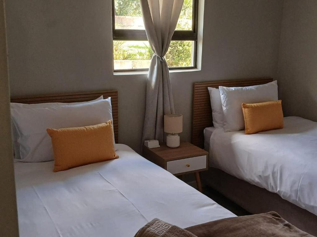 Two-Bedroom Chalet room - Image 2