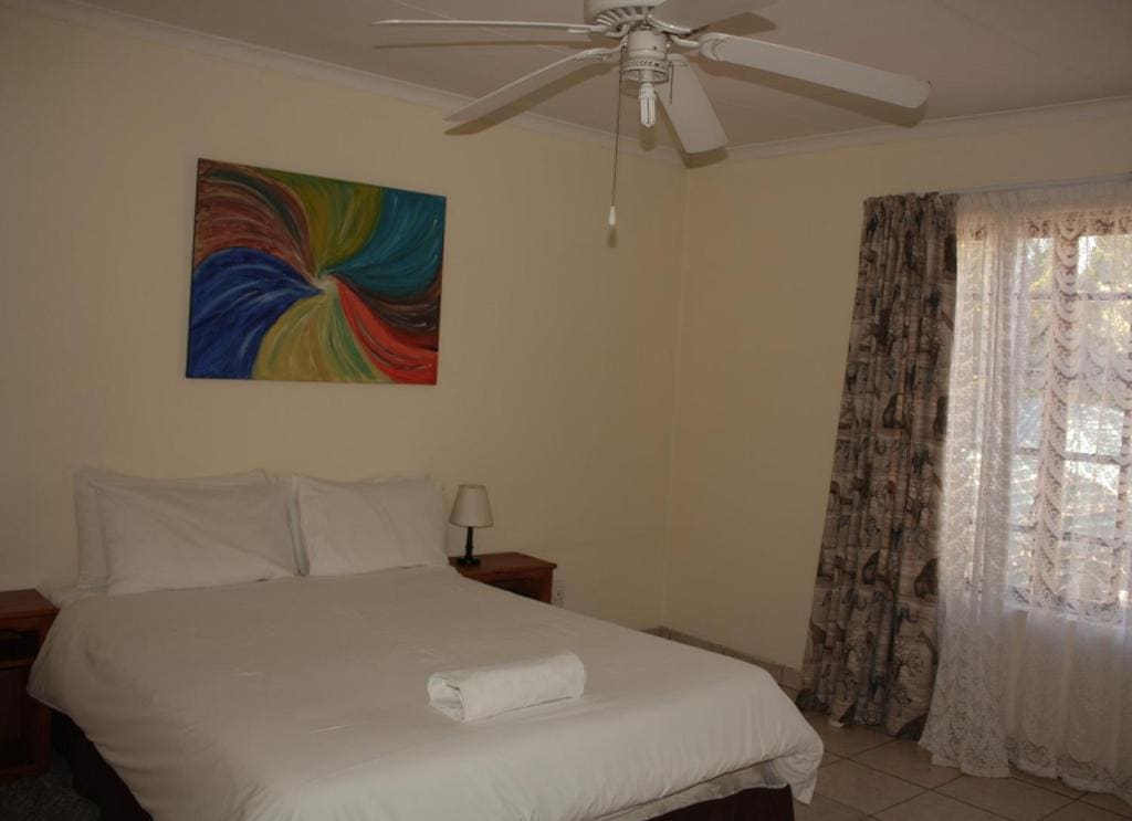 Apartment with Balcony room - Image 3
