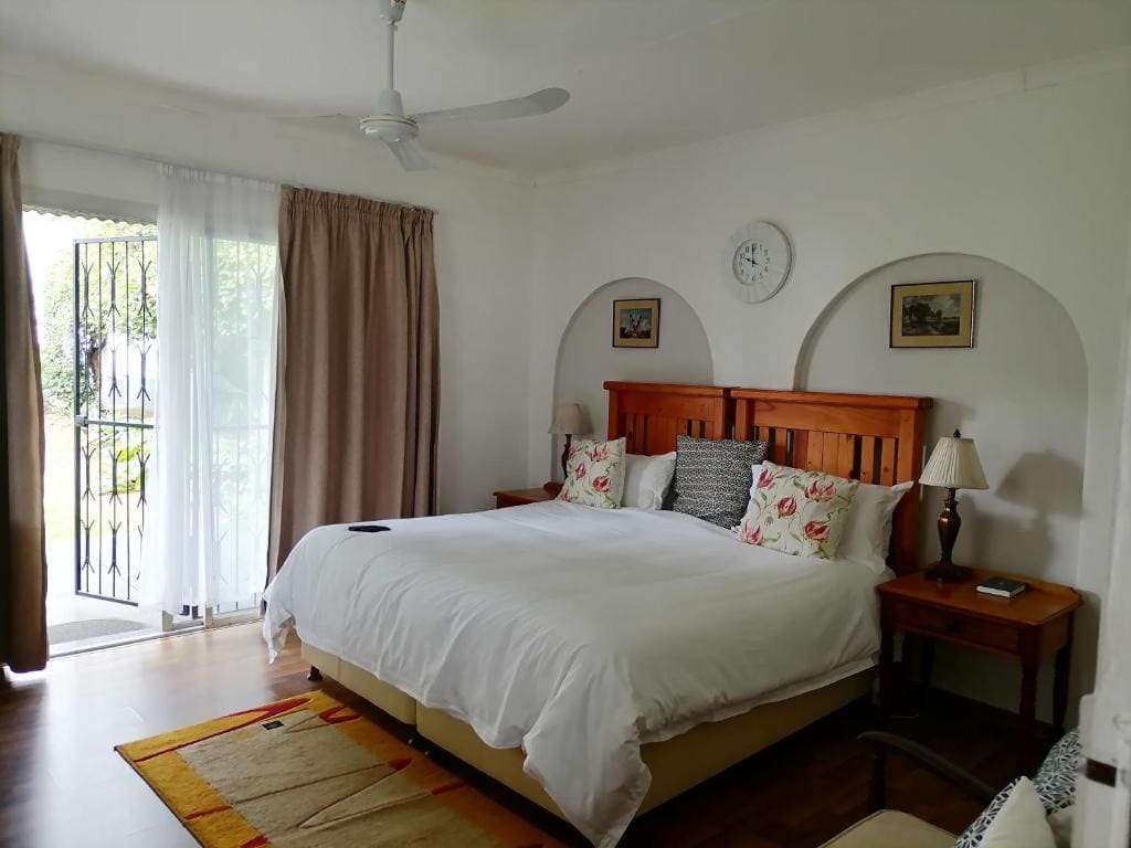 Deluxe Family Room room - Image 1