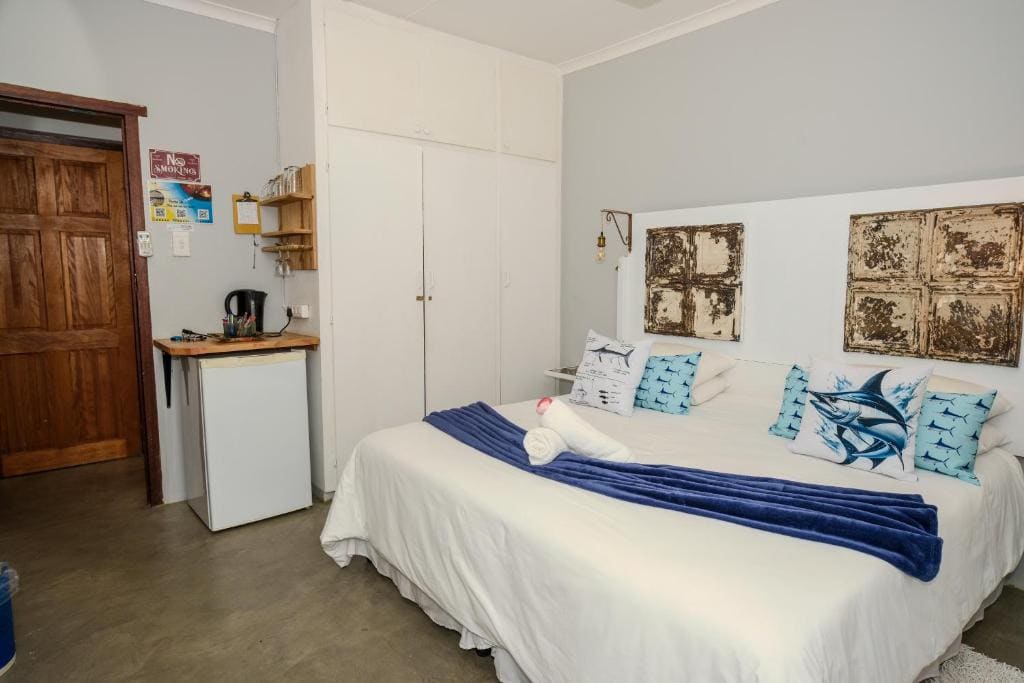 Standard Triple Room room - Image 1