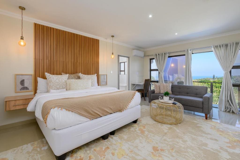 King Suite with Sea View room - Image 3