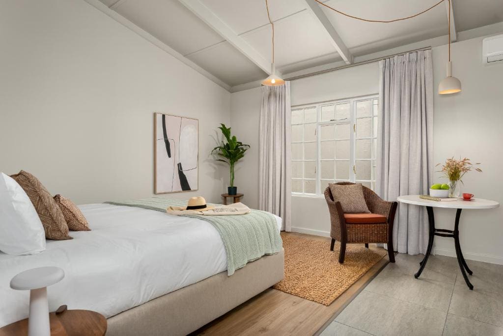 Deluxe King Studio room - Image 2
