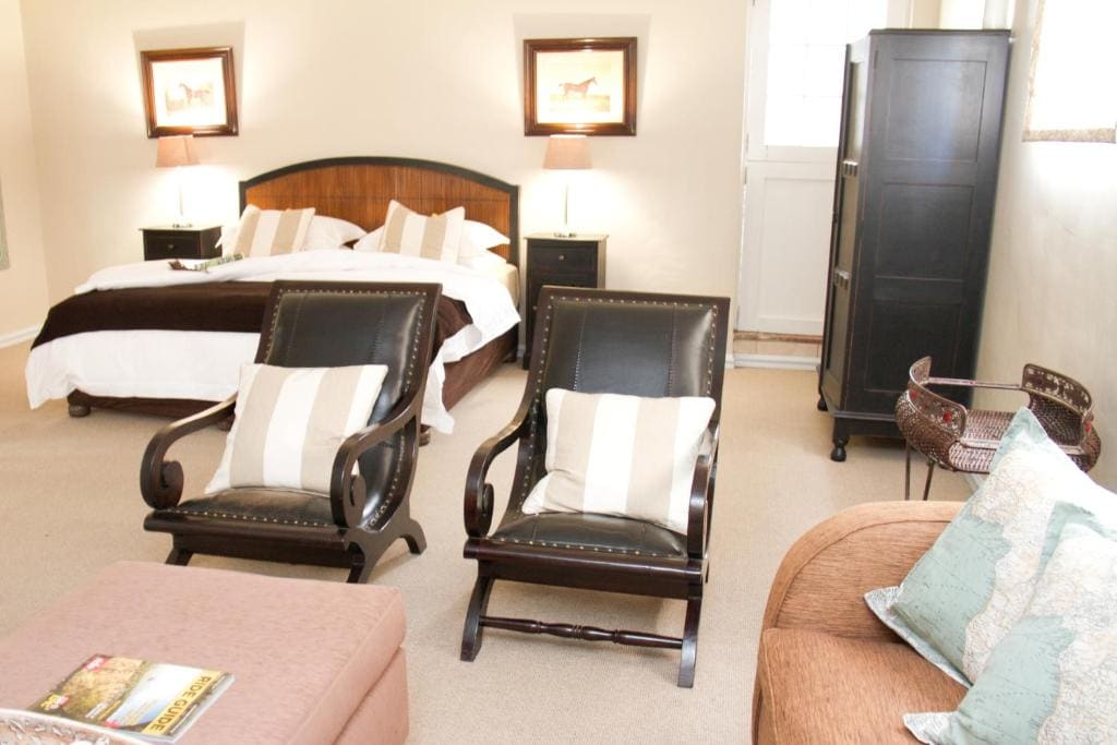 Deluxe King Room room - Image 1