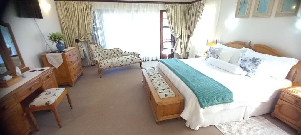 Superior King Room room - Image 3